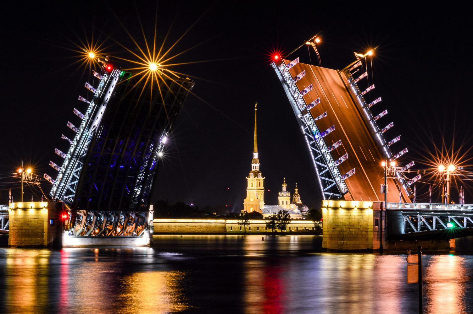 Почему Санкт-Петербург называют Северной Венецией | Статья